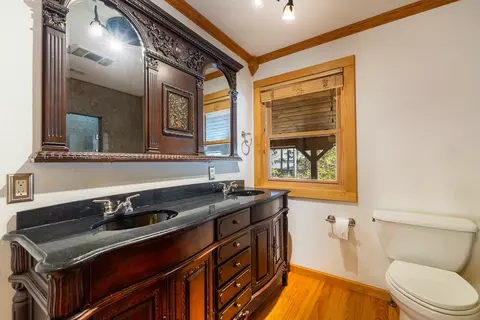 Bath - 997 Mcknight Ave, West Fork, AR 72774 photo 5 of 6