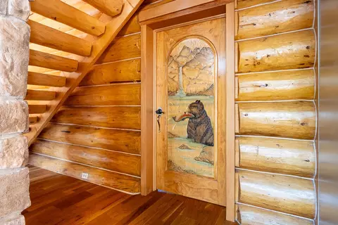 Entry Way - 997 Mcknight Ave, West Fork, AR 72774 photo 2 of 3