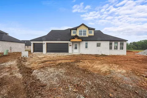 4963 Farmhouse St, Springdale, AR 72762