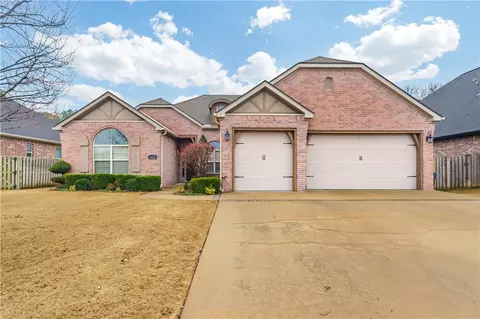 4412 W Canopy Meadows Dr, Rogers, AR 72758