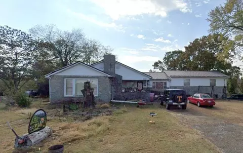 6598 E Holt Ave, Lead Hill, AR 72644