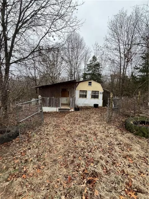 107 County Road 940, Green Forest, AR 72638