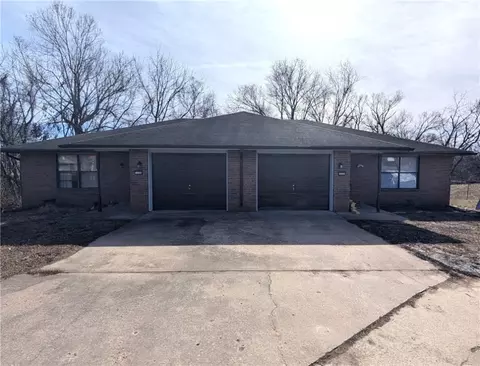 1622 E New Hope Apt A B #A, B, Rogers, AR 72758