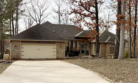 18 Penrith Dr, Bella Vista, AR 72714
