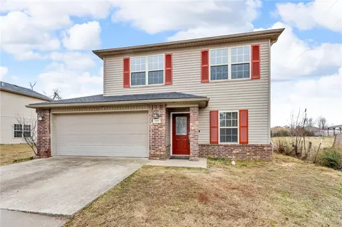 2305 S 13th St, Rogers, AR 72758