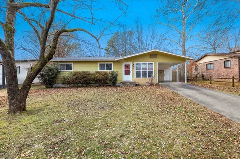 103 Nolan Ave, Fayetteville, AR 72703