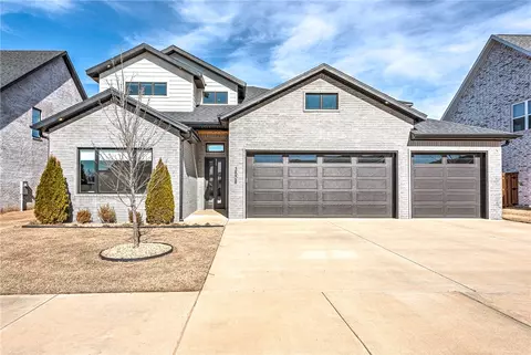 3508 SW Starburst Ave, Bentonville, AR 72713