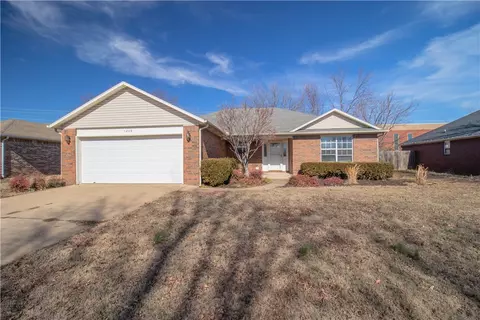 1209 SE 21st, Bentonville, AR 72712