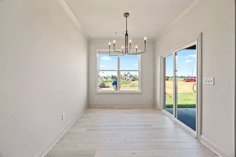 Dining - 7967 Range Ave, Springdale, AR 72762 photo 1 of 1