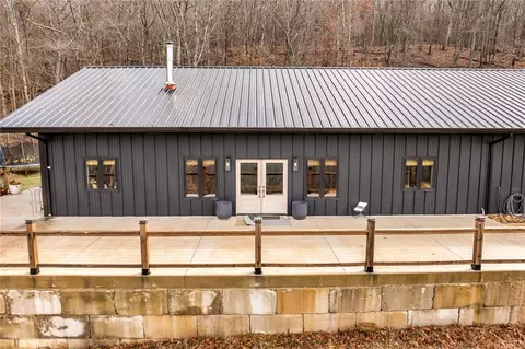 875 County Road 961, Green Forest, AR 72638