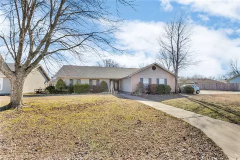 805 Michael St, Centerton, AR 72719 photo 5
