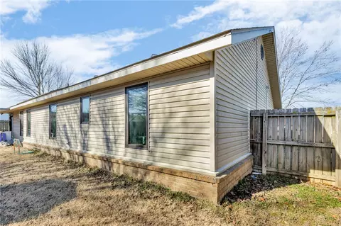 805 Michael St, Centerton, AR 72719 photo 24
