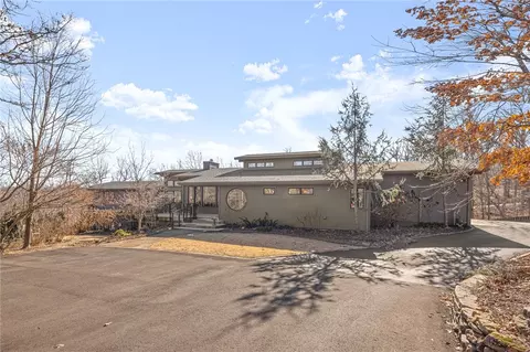 11727 Amber Cir, Bentonville, AR 72712