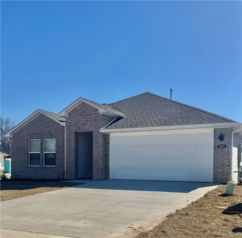 201 Collie Ave, Lowell, AR 72745