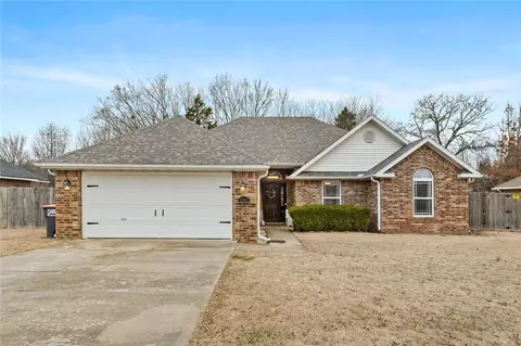 2217 Brookview St, Elkins, AR 72727
