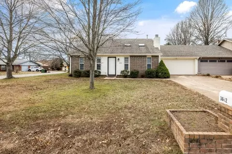 3602 W Wood St, Rogers, AR 72756
