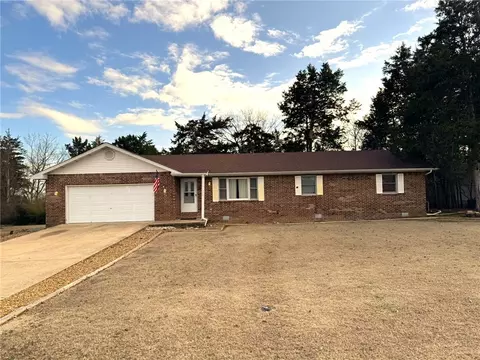 1908 Rodeo Dr, Mountain Home, AR 72653