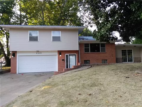 400 Sanders Ave, Springdale, AR 72764