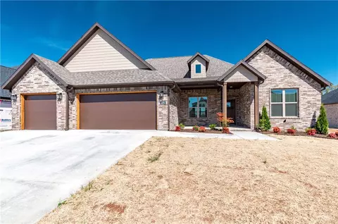 1200 Carrara St, Springdale, AR 72762