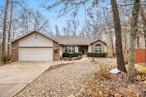 4 Sibsey Cir, Bella Vista, AR 72714