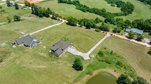 357 Bryant Rd, Gentry, AR 72734