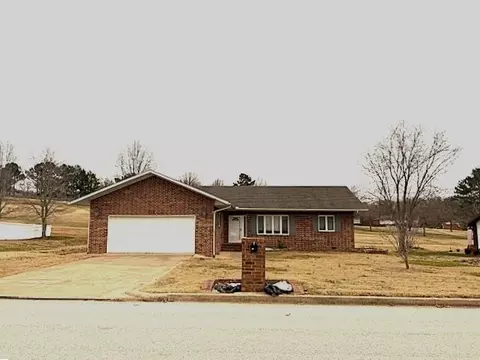 406 Pebble Beach Dr, Harrison, AR 72601