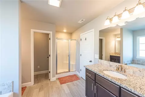 Bath - 3631 Ambrosia Ln, Bentonville, AR 72712 photo 1 of 3