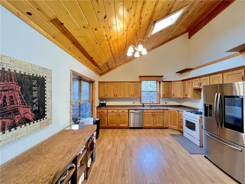 438 Cr 2322, Eureka Springs, AR 72631