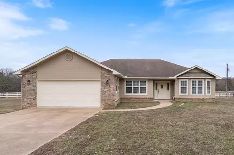 22368 Dawn Hill East Rd, Siloam Springs, AR 72761