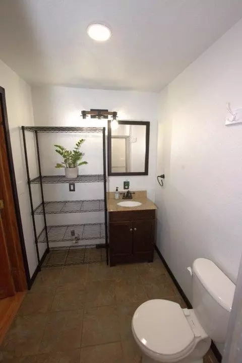 Bath - 3574 Farm Road 2175, Exeter, MO 65647 photo 3 of 4