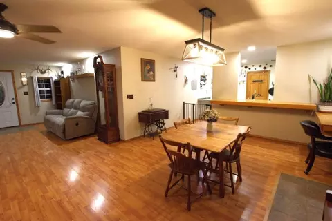 Dining - 3574 Farm Road 2175, Exeter, MO 65647 photo 1 of 5