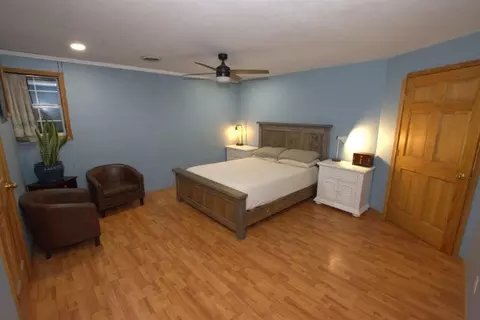 Bedroom - 3574 Farm Road 2175, Exeter, MO 65647 photo 1 of 4
