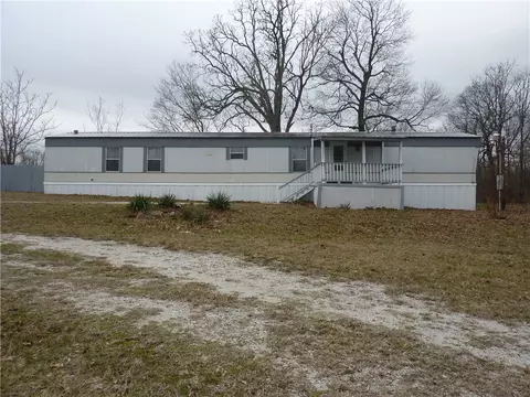 5551 Estes Rd, Harrison, AR 72601