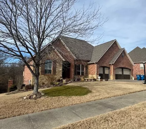 3603 NW Mountainview Rd, Bentonville, AR 72712