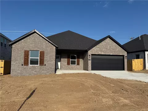 6604 SW Spindle St, Bentonville, AR 72712