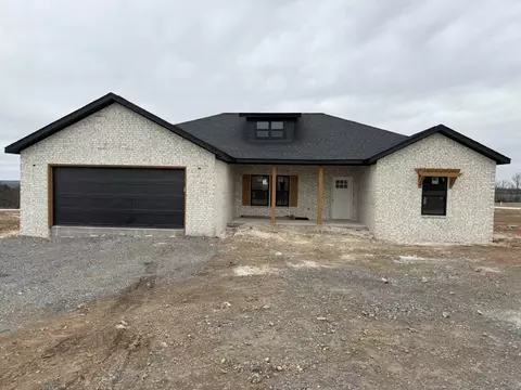1961 Everly Dr, Tahlequah, OK 74464