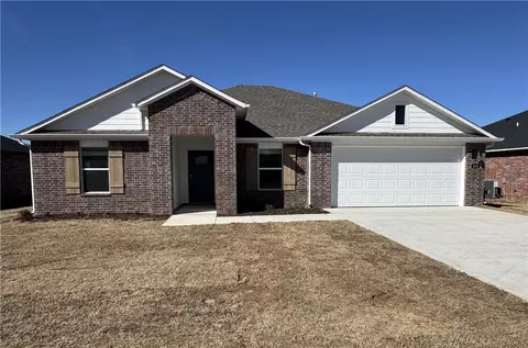 802 Picard Ave, Lowell, AR 72745