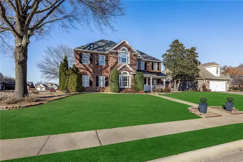 4619 W Pleasant Dr, Rogers, AR 72758