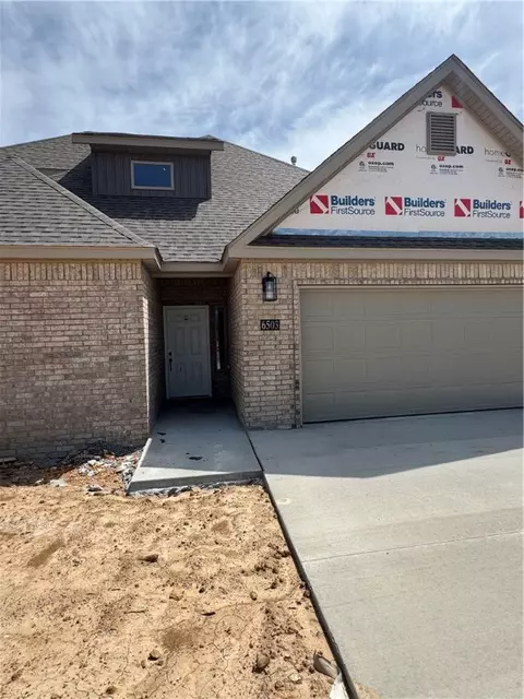 6503 Acacia St, Bentonville, AR 72713