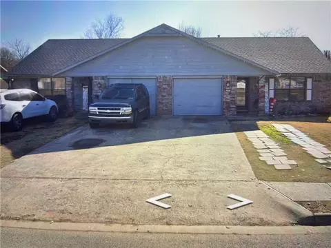 2691 Adrian Ave, Springdale, AR 72764