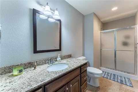 Bath - 1222 Edinburgh Loop, Springdale, AR 72762 photo 2 of 3