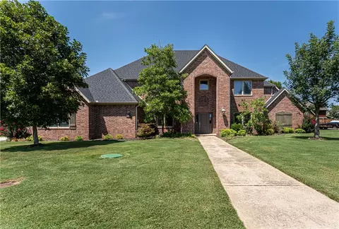 1222 Edinburgh Loop, Springdale, AR 72762