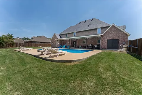 Exterior - 1222 Edinburgh Loop, Springdale, AR 72762 photo 2 of 3