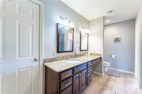 Bath - 1222 Edinburgh Loop, Springdale, AR 72762 photo 3 of 3