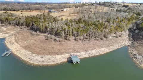 7301 E Harbor Dr, Lead Hill, AR 72644 photo 3