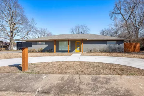 2101 Christine St, Springdale, AR 72762