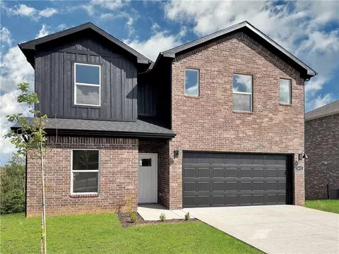 5623 Selah St, Springdale, AR 72764