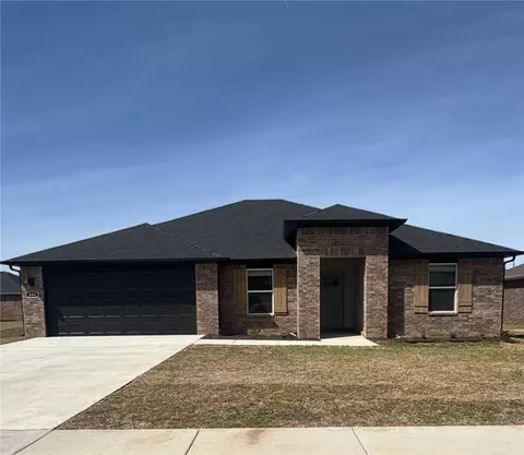 800 Picard Ave, Lowell, AR 72745