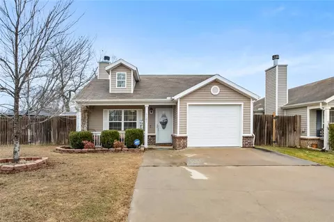1101 S C Ct, Rogers, AR 72756