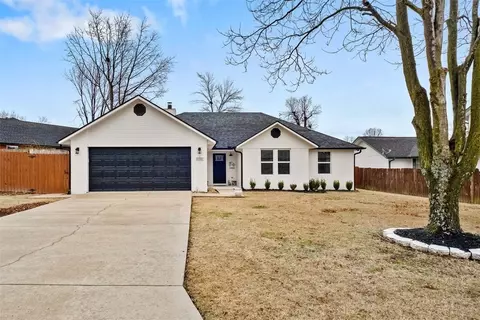 1302 K St, Bentonville, AR 72712